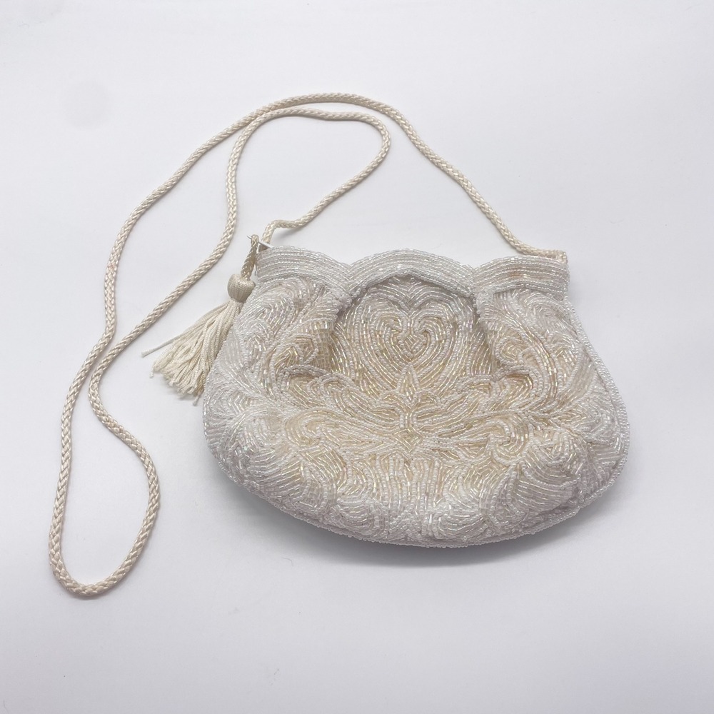 Vintage Cream Beaded Clutch